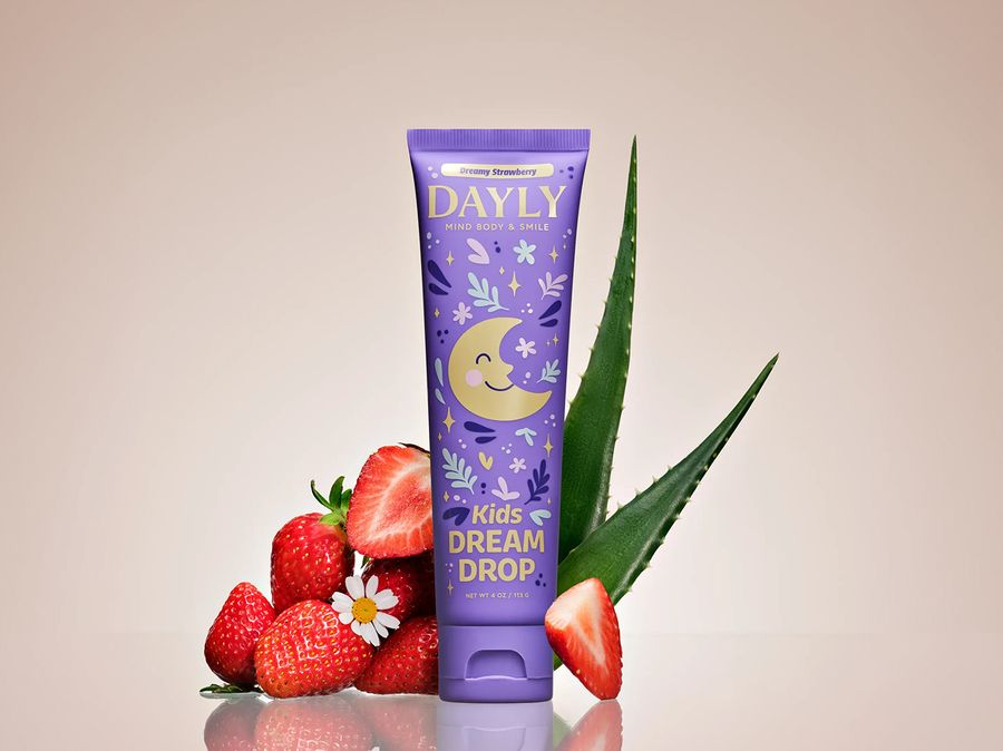 DAYLY DREAM DROP kids toothpaste with strawberries and aloe